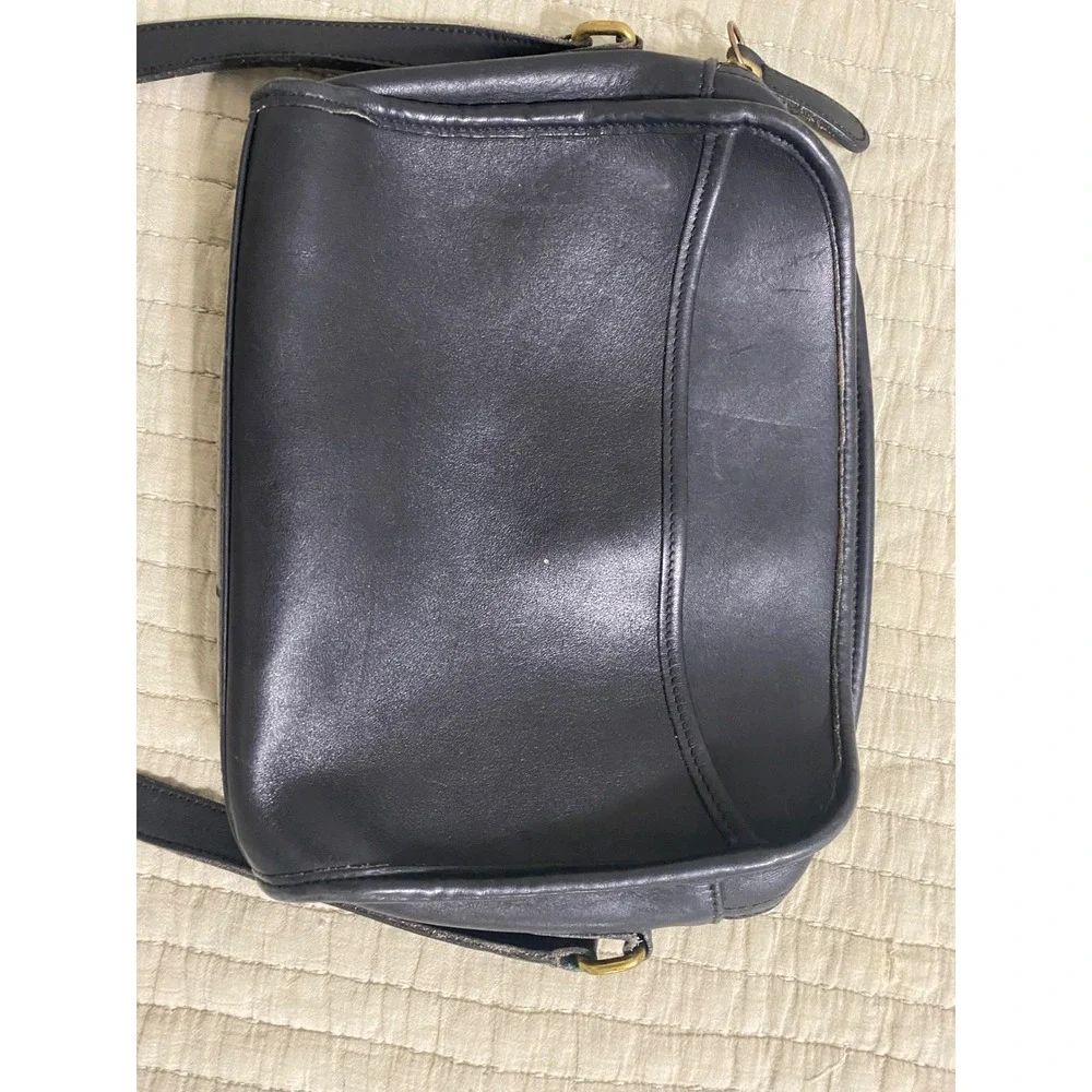 Vintage Coach Crossbody Bag Black Leather 9087 Made in USA